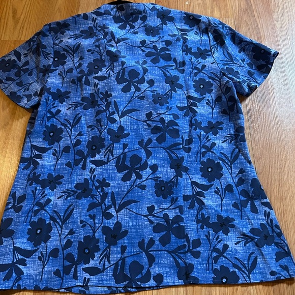 Pendleton Blue Floral Ruffle Top Size 10 - Picture 4 of 4